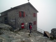 75 Rif. Maria e Franco al Passo Dernal (2574 m.)...